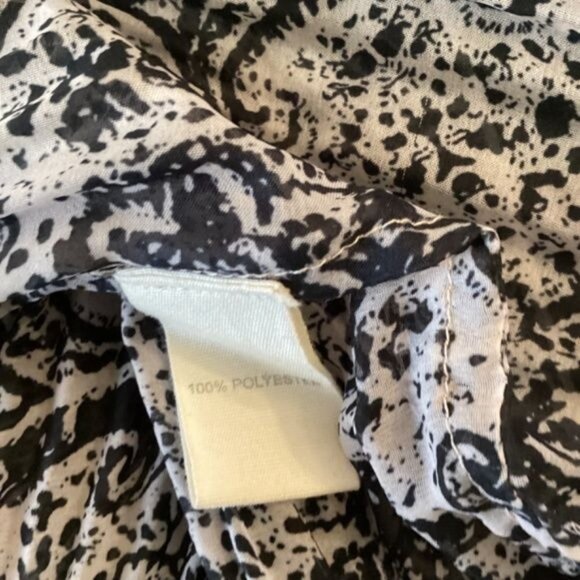 NWT Anthropologie Forever that Girl sheer pleated blouse size medium - Picture 12 of 12